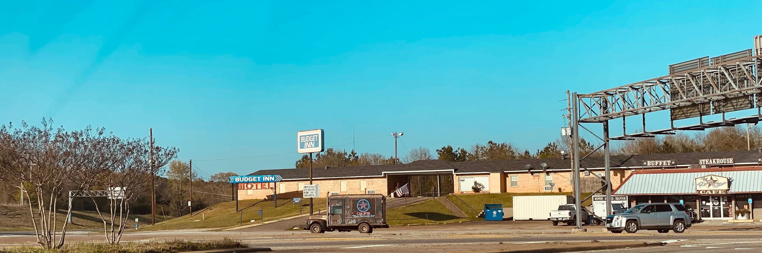 12 X 36 TEXAS BUDGET INN PIC.jpg