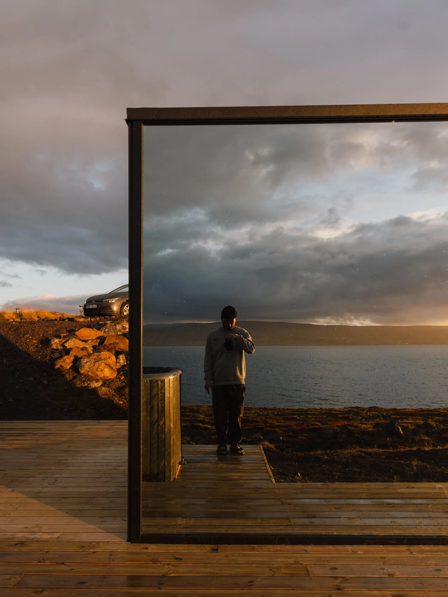ÖÖD Mirror Suite Iceland