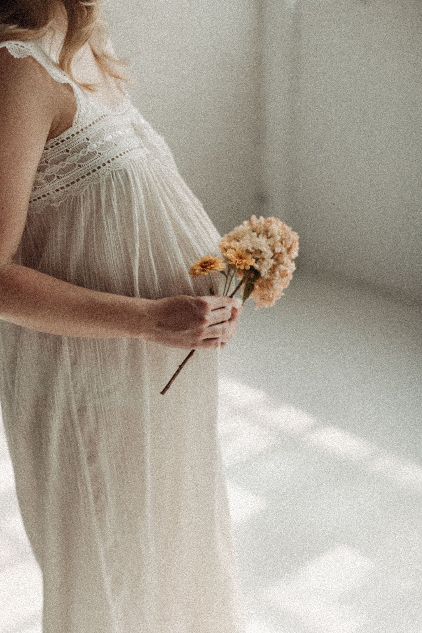 Motherhood, maternity, Laura Rowe Photography.jpg