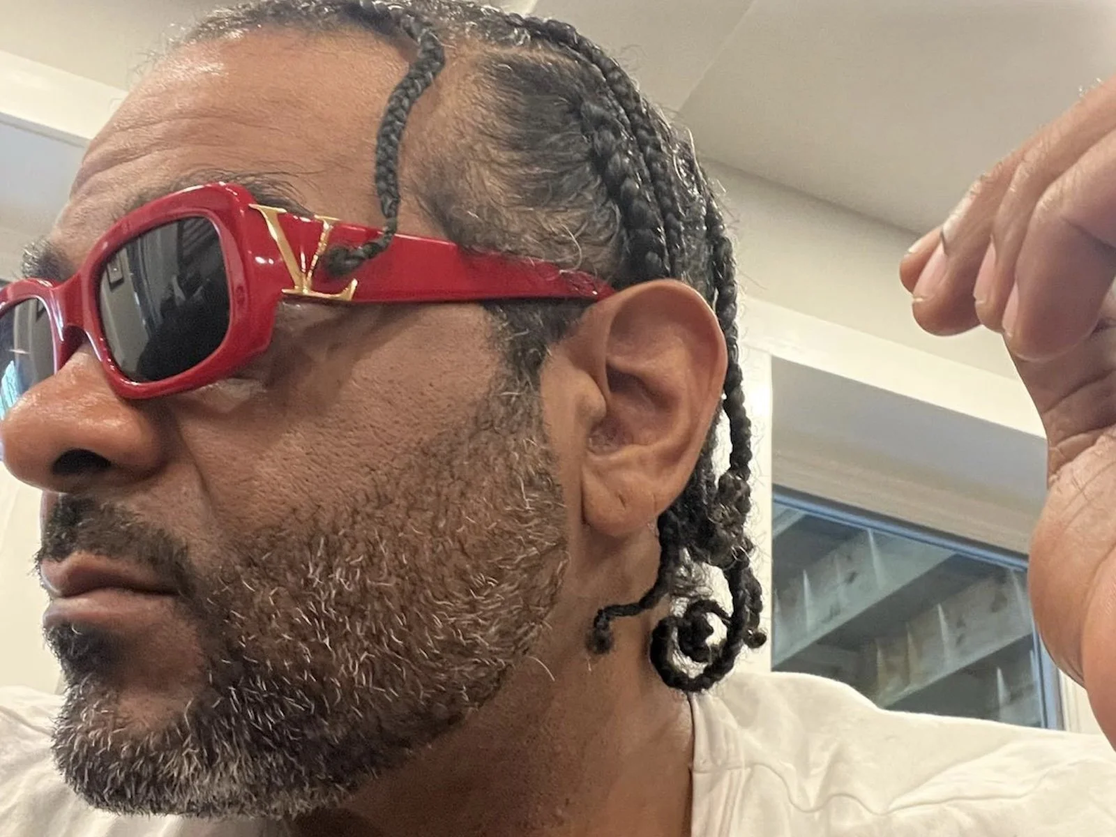 Jim Jones The classic Adidas fashion flexing is completely a fashion