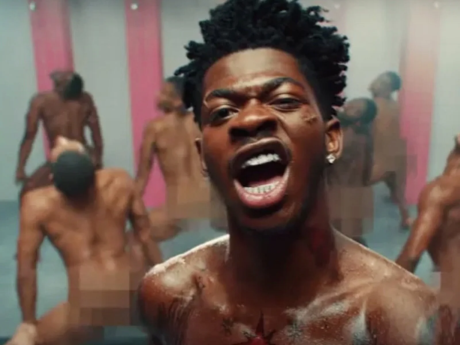 Drake Stops Lil Nas X From Reaching Major Milestone