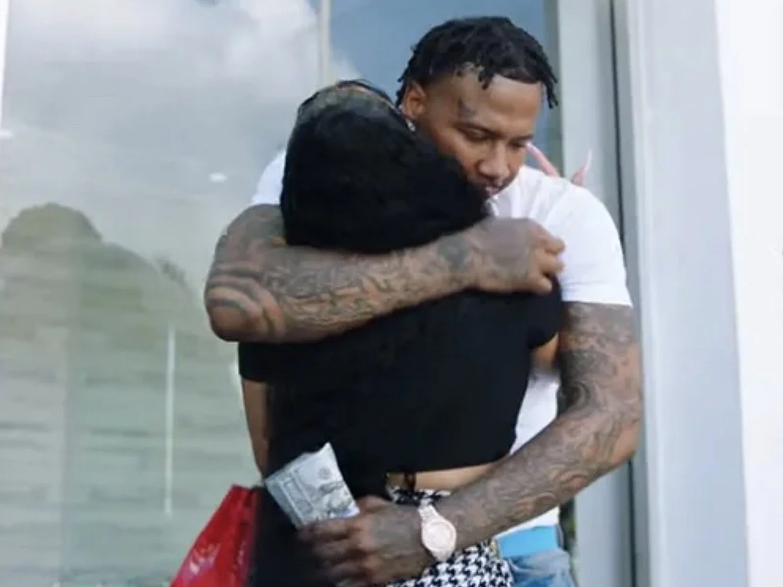 Moneybagg Yo's Bae Buys Him Nothing But Space For His Birthday