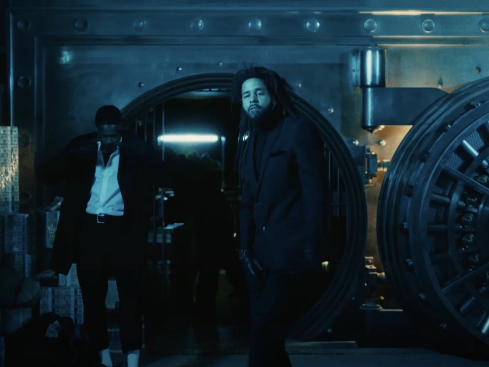 YG knows 'Scared Money' don't make no money 6.jpg