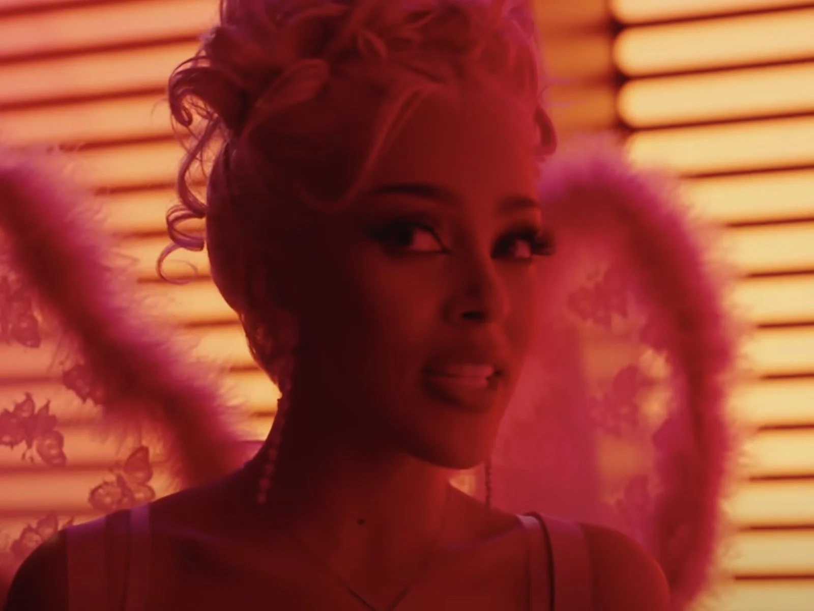 Tyga Doja Cat Freaky Deaky music video 10.jpg