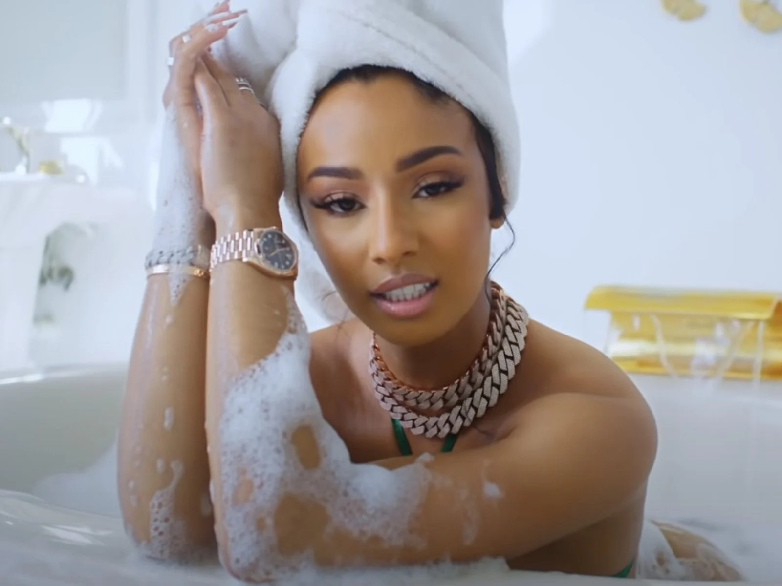 Rubi Rose I Like Video moments 8.jpg