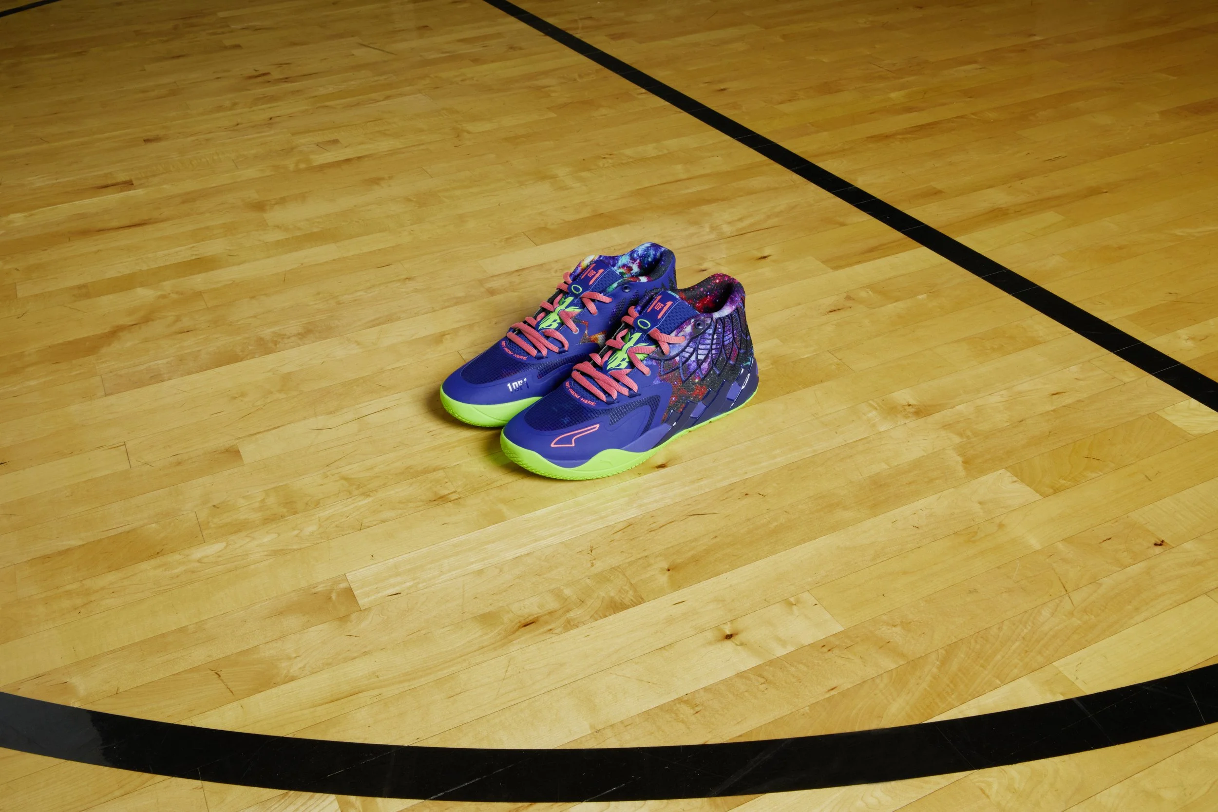 22SS_BB_MB1-Galaxy_Product_8975_RGB.jpg