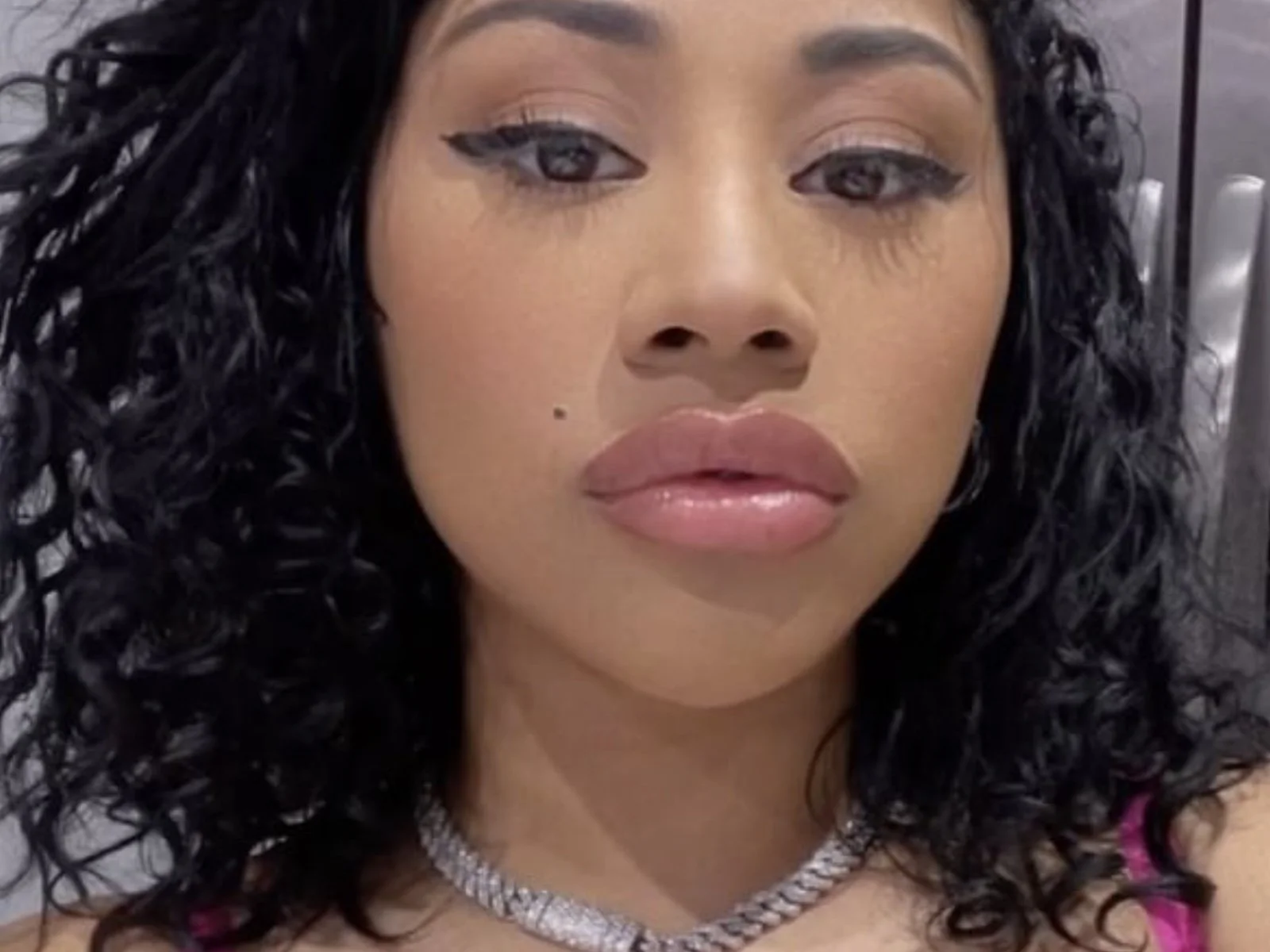 Hennessy Carolina's going topless from the 'gram — Attack The Culture