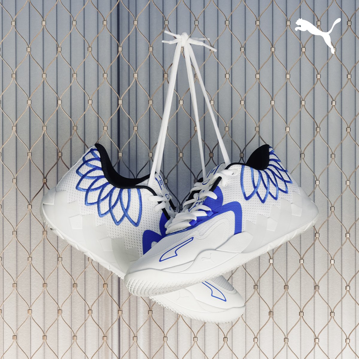 22AW_BB_Foot-Locker-INC_MB01_Low-Team-Colors_Digital-Resize_1x1_1200x1200px_27.jpg