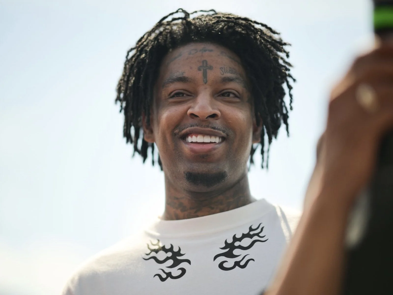 21 Savage's 7th annual Issa Back 2 School Drive has everyone smiling