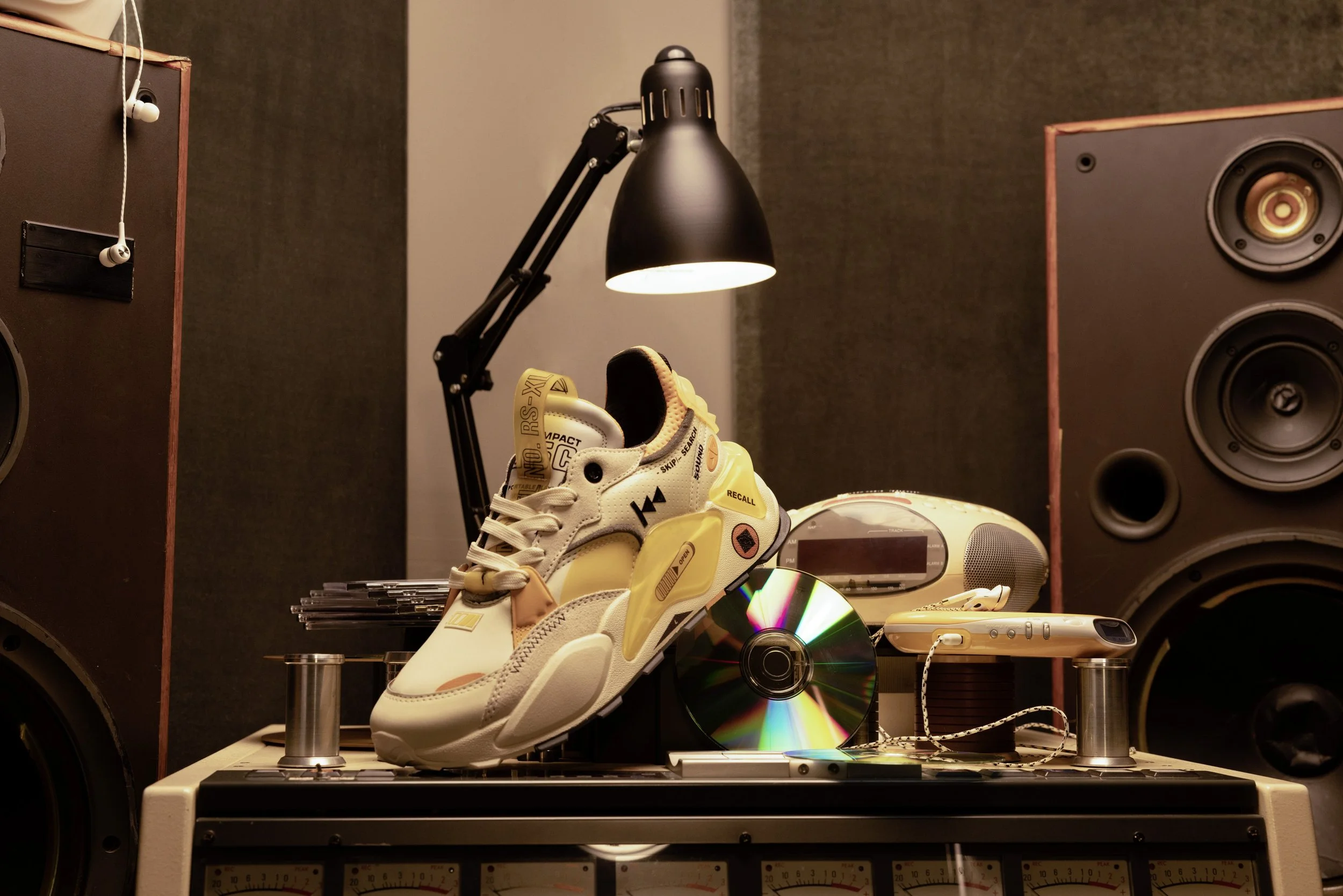 23AW_SP_Mixtape_RS-XL-Disc_Product_Look-2_0126_RGB.jpg