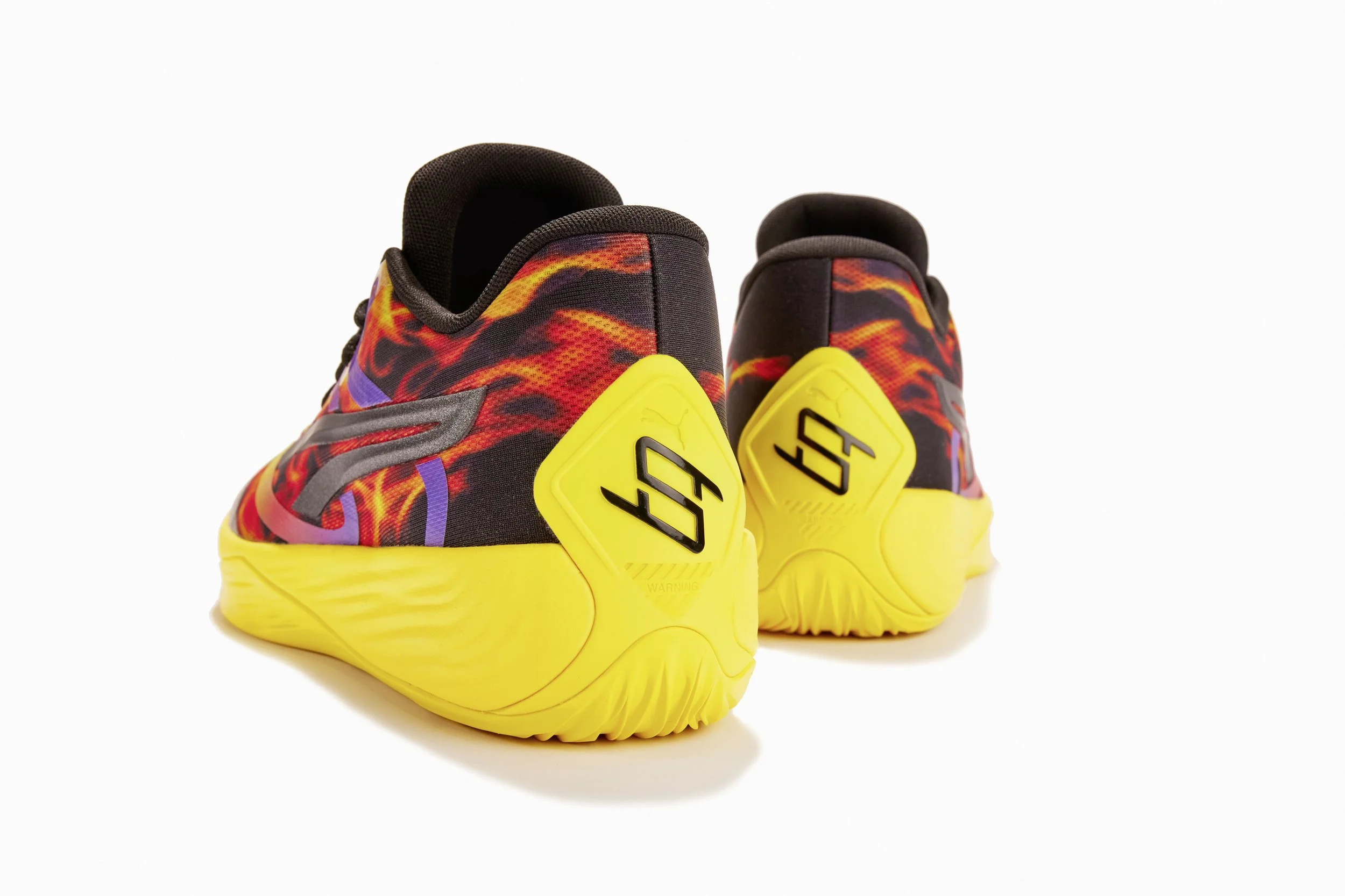 23AW_PR_BB_Stewie-2_Fire_380072-01_0307_RGB.jpg