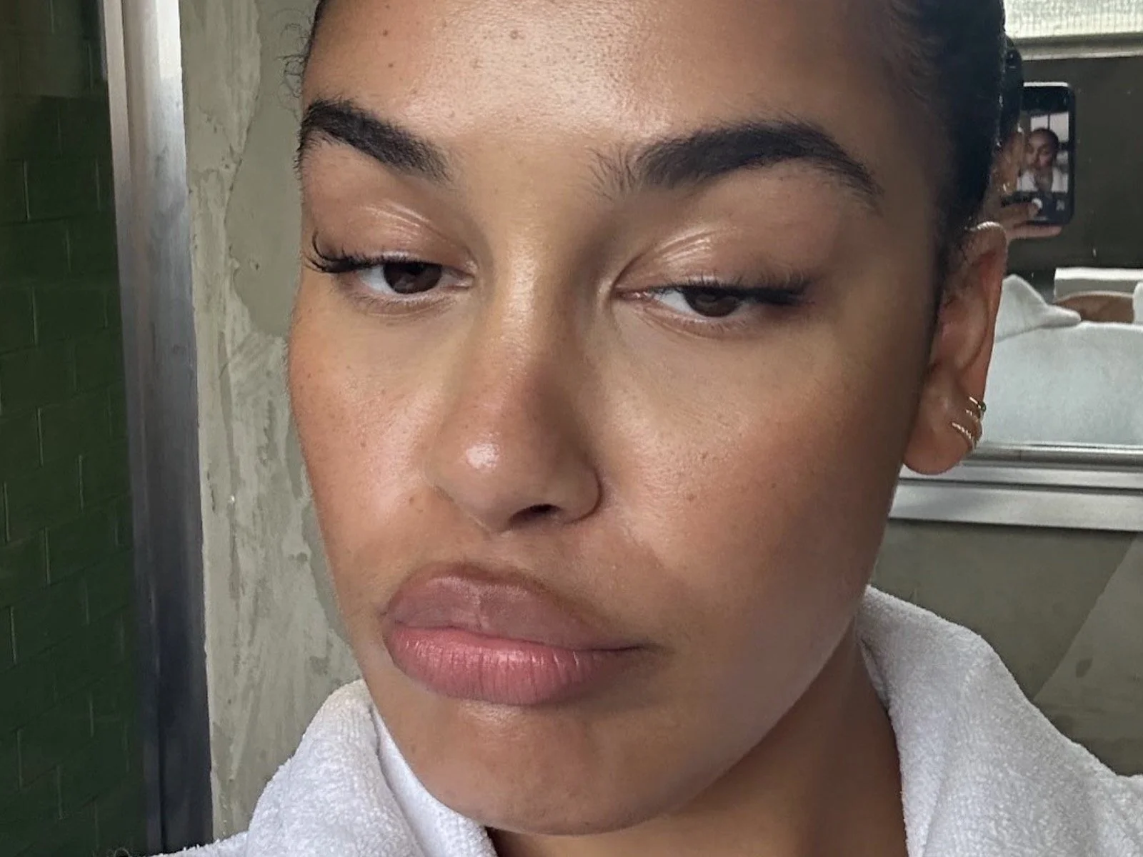Jorja Smith The biggest and sweetest eyes and lips selfie you'll see Jorja Smith The biggest and sweetest eyes and lips selfie you'll see