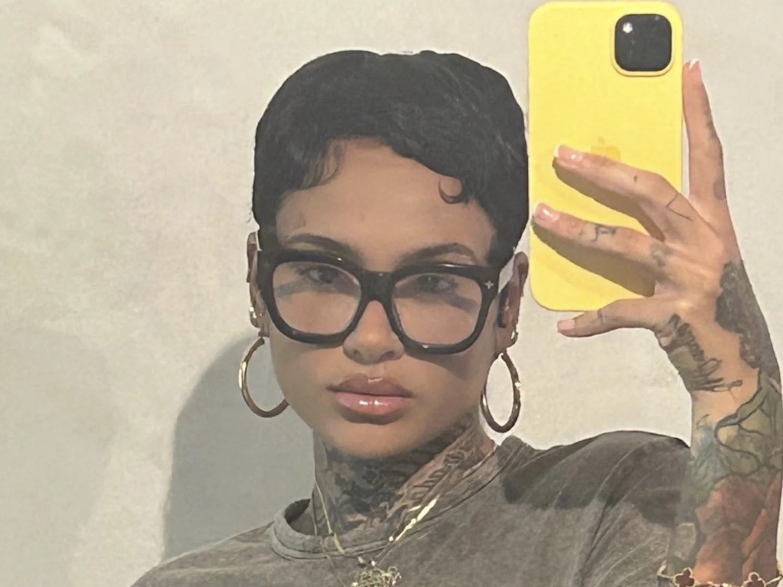 Kehlani: The R&amp;B superstar proves women with glasses are just way better