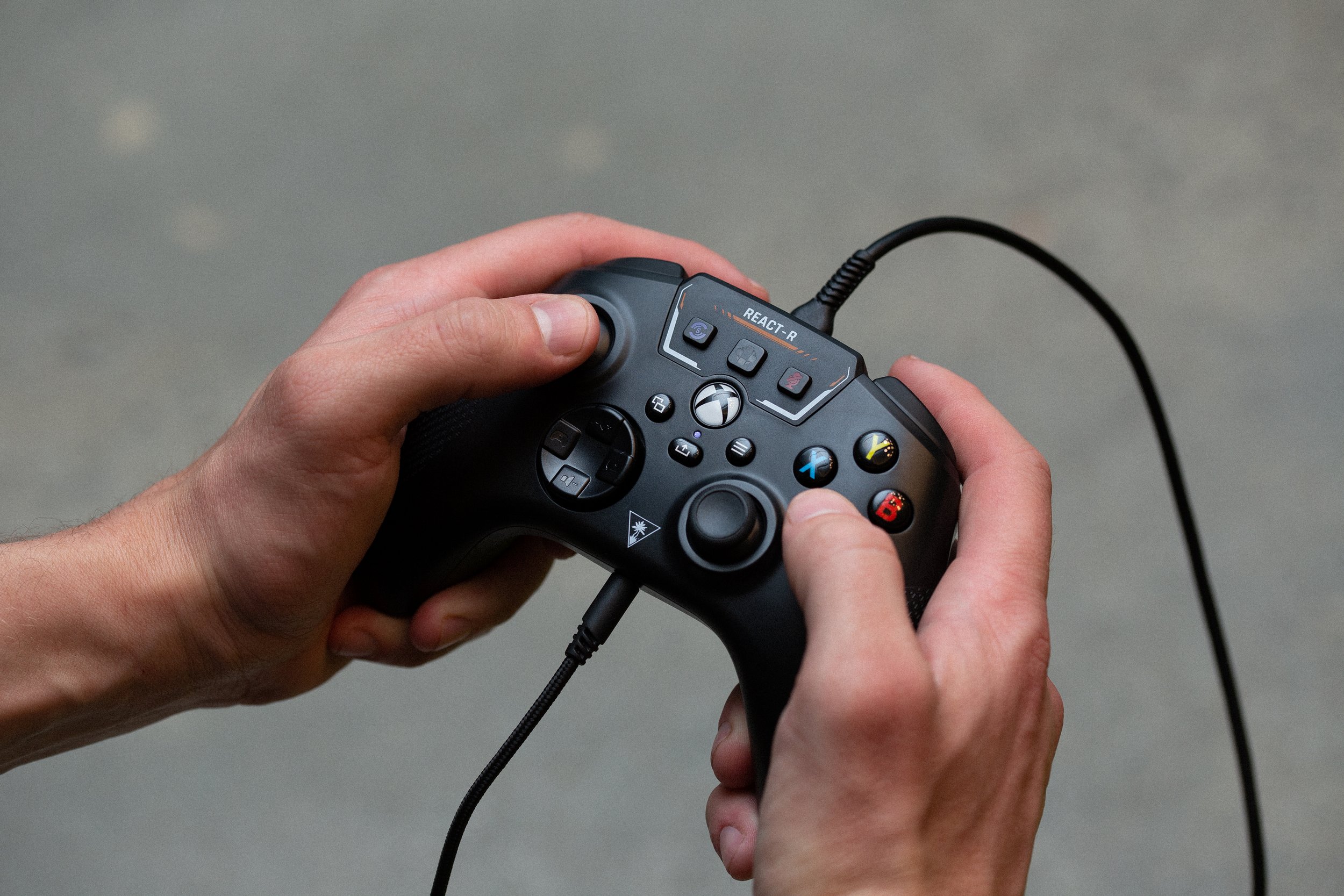 Turtle Beach REACT-R Black Controller Lifestyle Photo 1.jpg