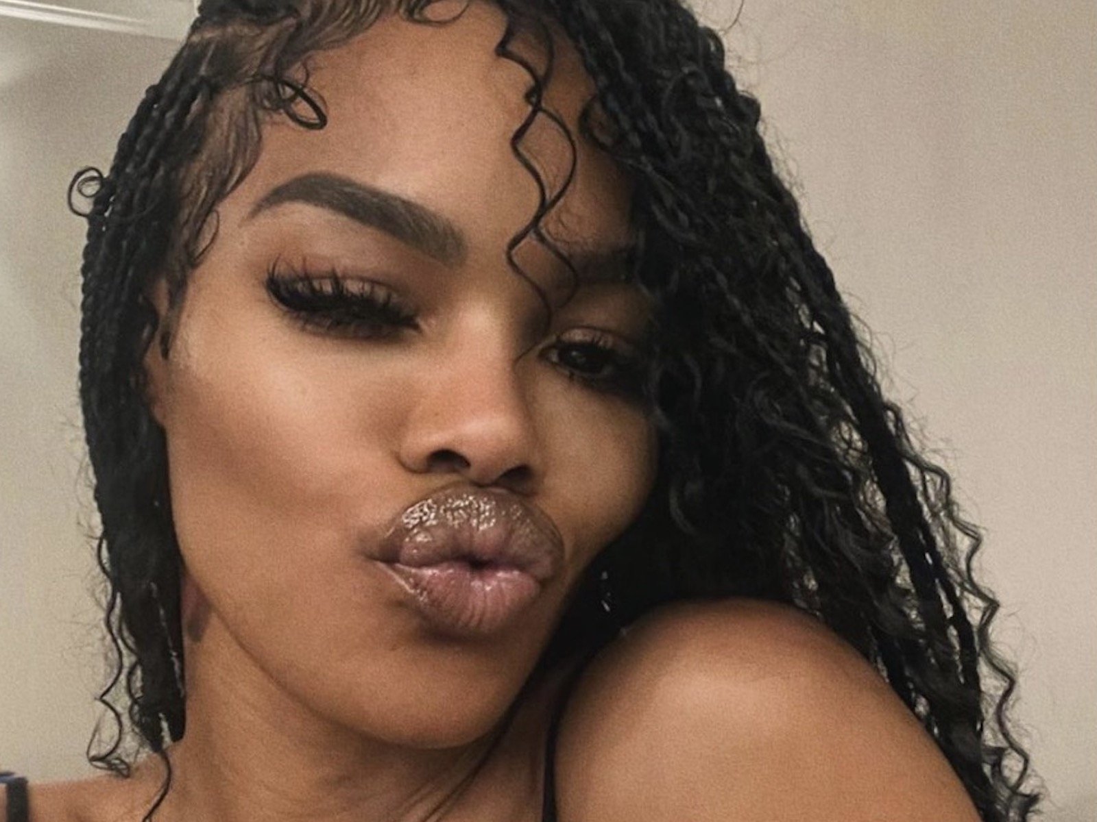 Teyana Taylor The Harlem Beauty Blowing Kisses Will Warm Your Entire Body — Attack The Culture 