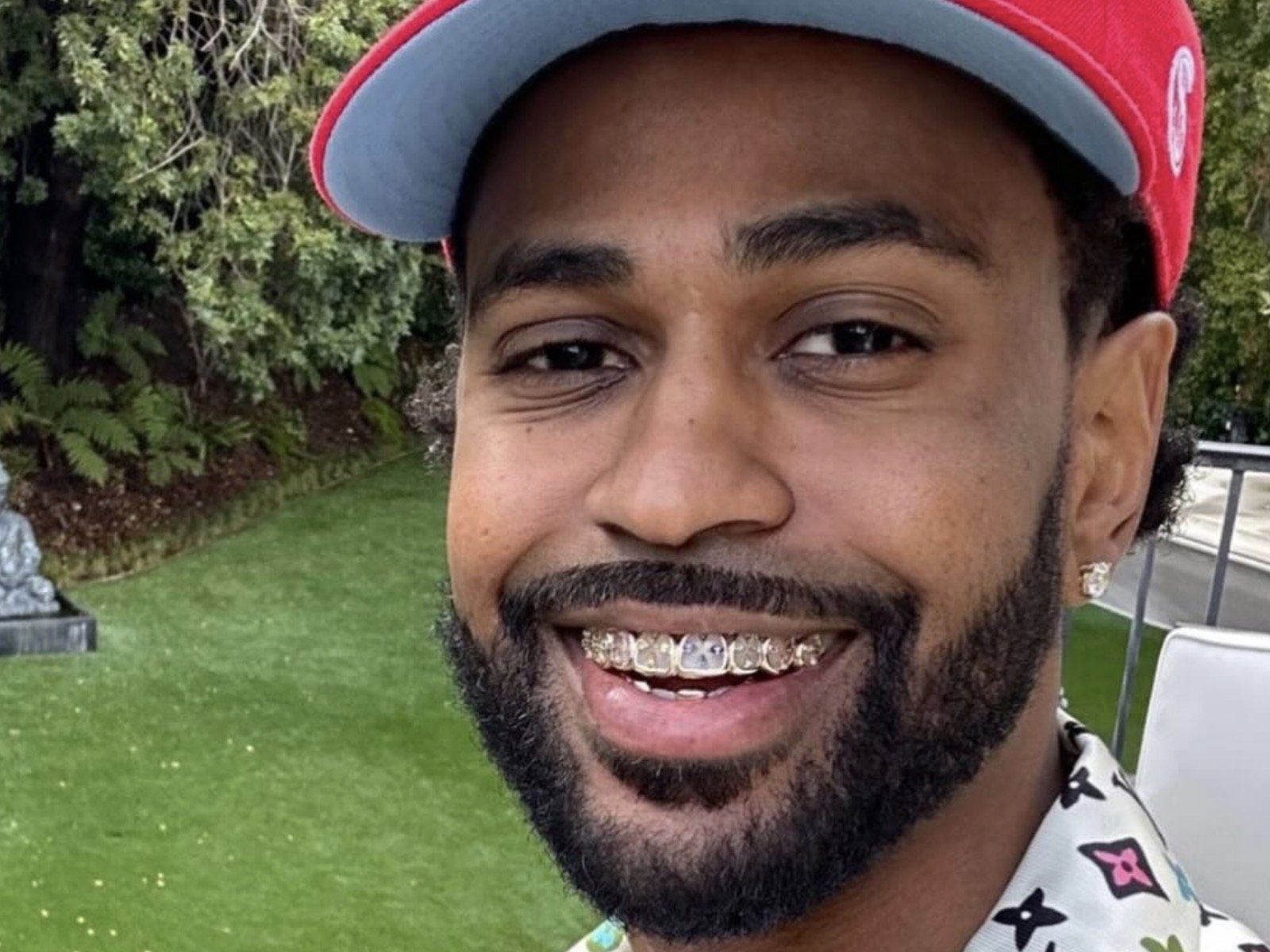 Big Sean: It's an iced-out picture perfect smile for your favorite(04)