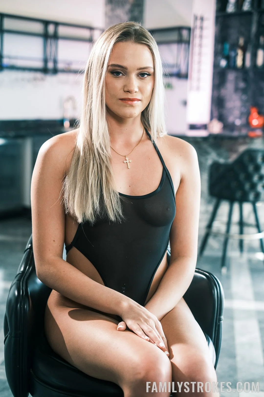 familystrokes_chloe_rose_003.jpg