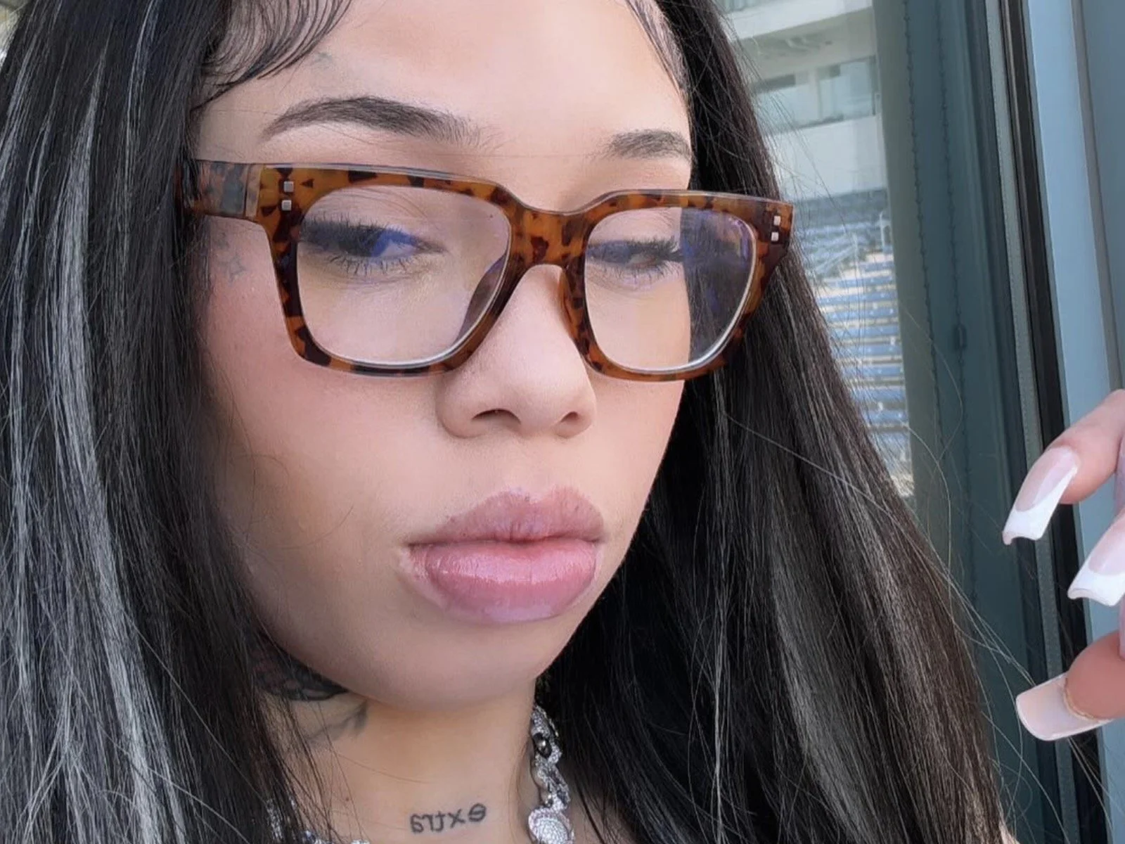 Anycia: The baddie continues to show off her glow from Chicago