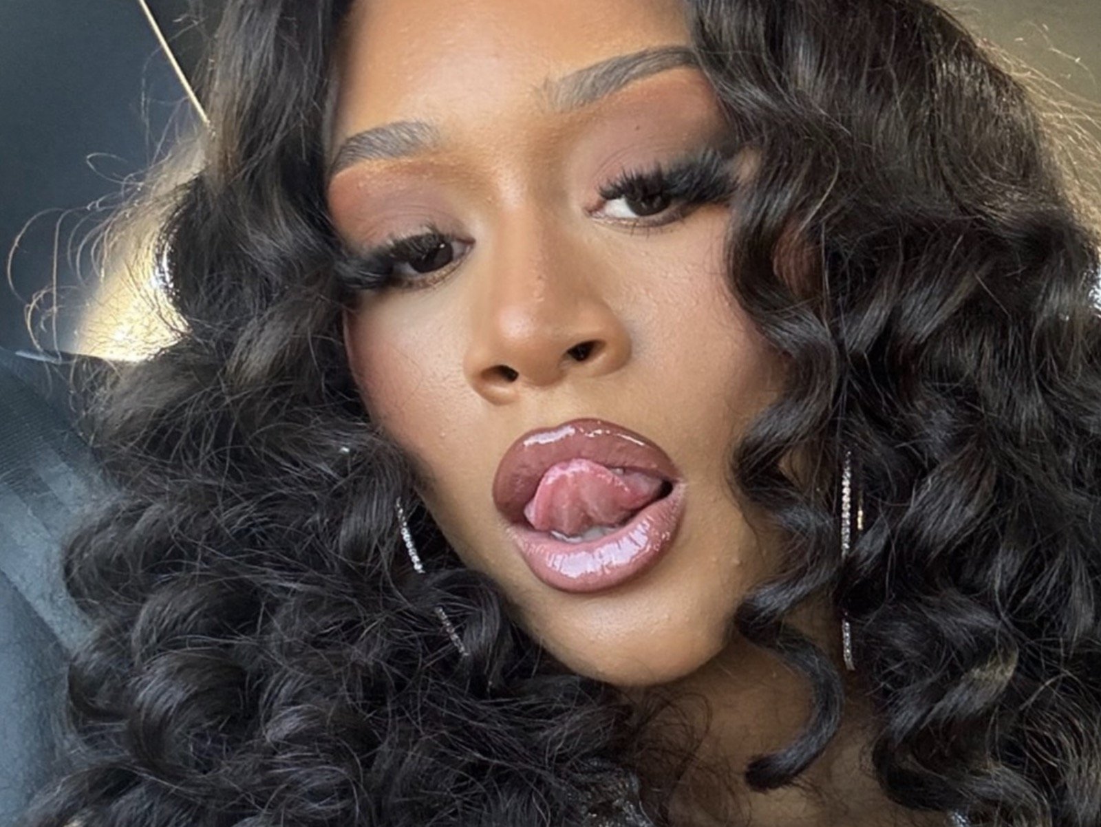 Lakeyah: The mind-blowing curls and glow are glowing right here