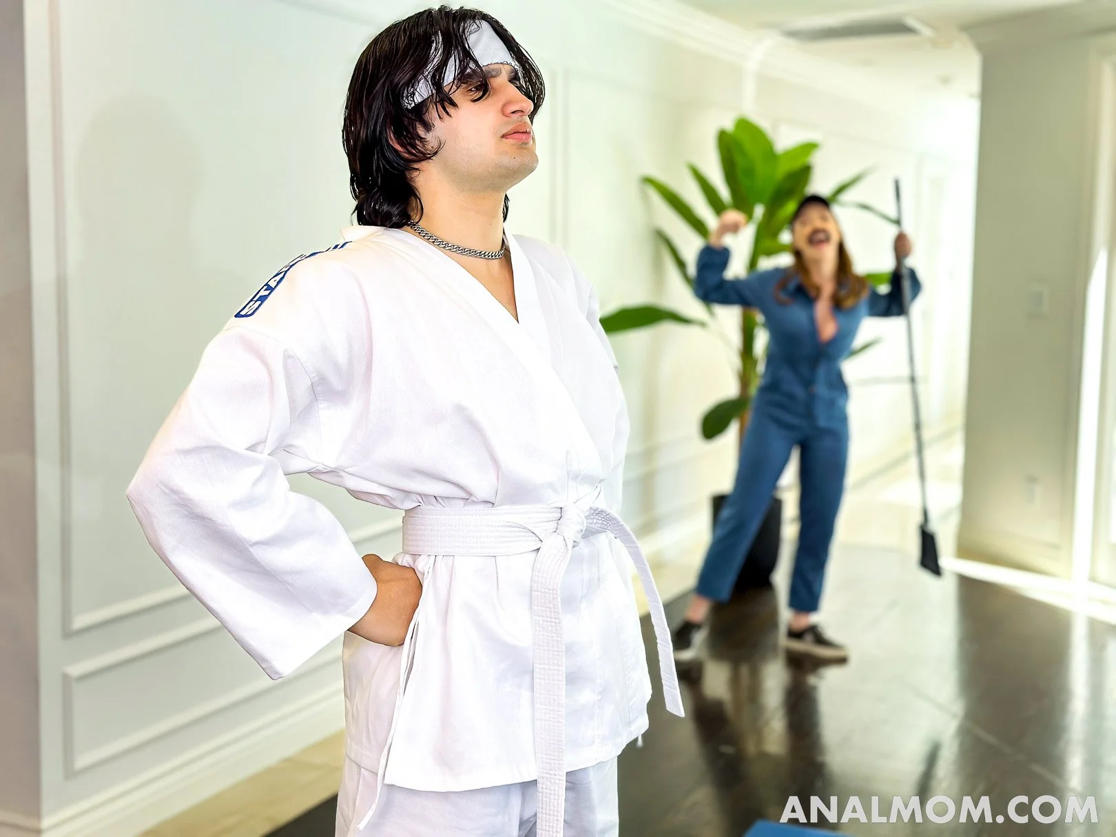 analmom_pristine_edge2_042.jpg