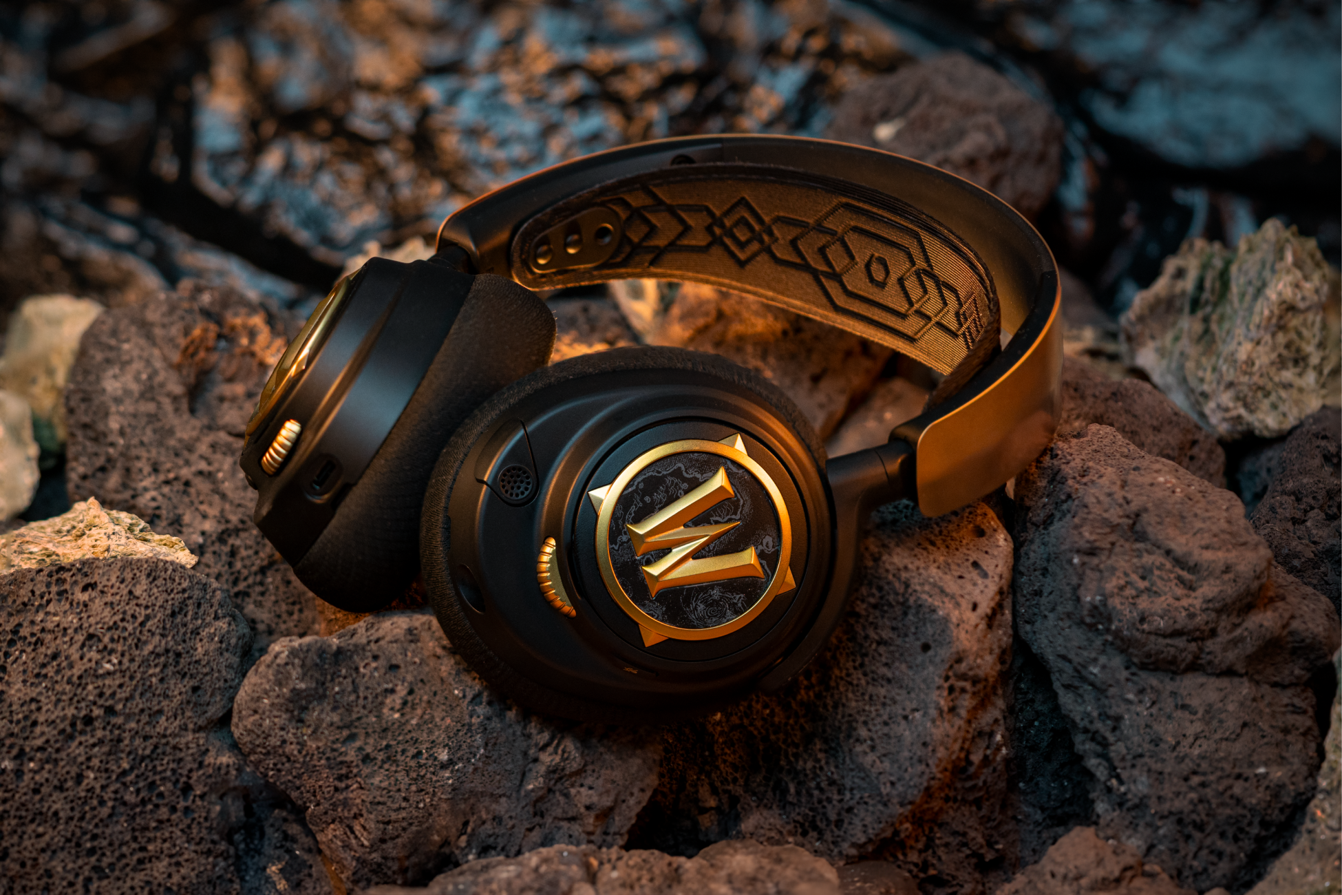 arctis_nova_7_wow_pr_img_1.png