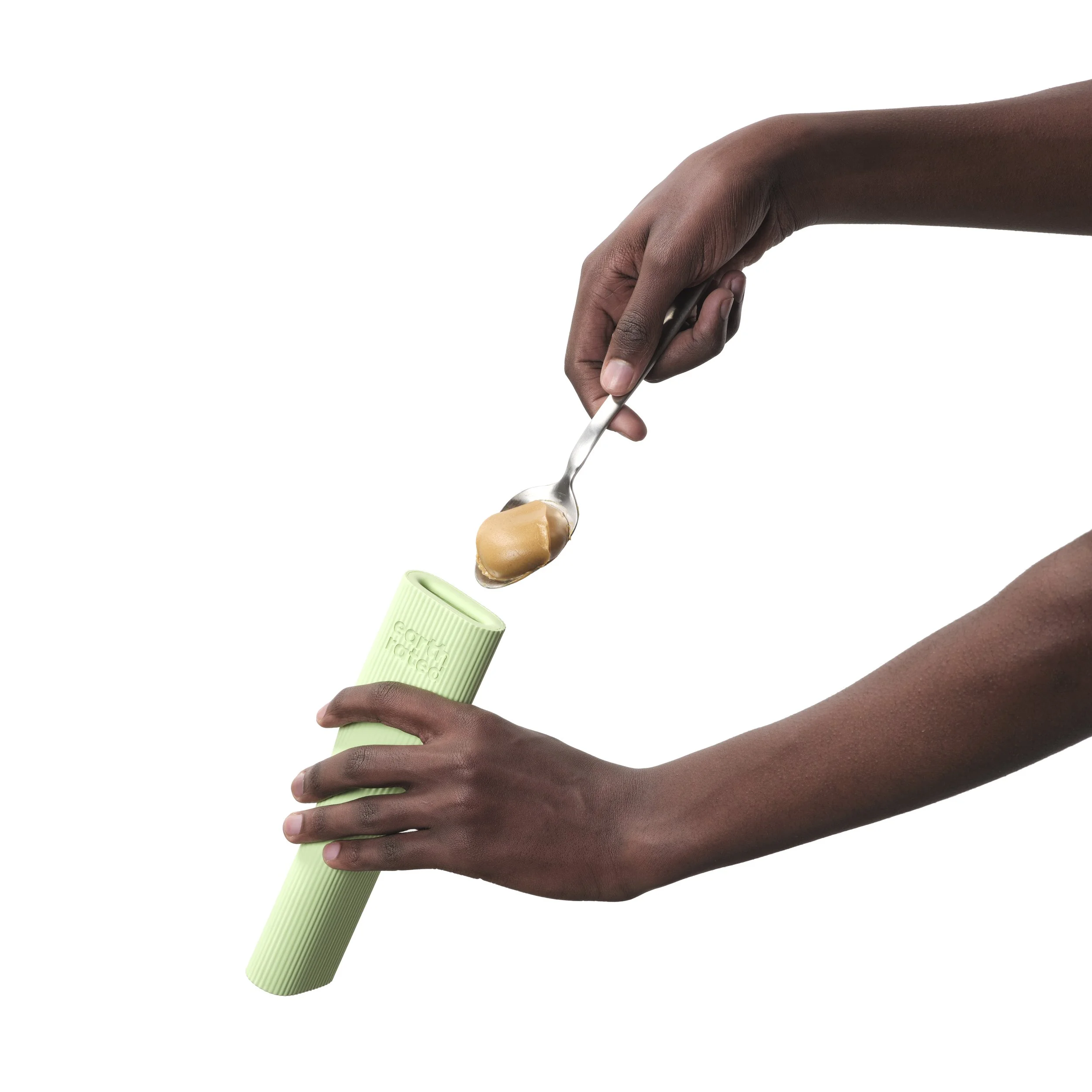 EarthRated_Product-ChewToy-Lrg-hands1.jpg
