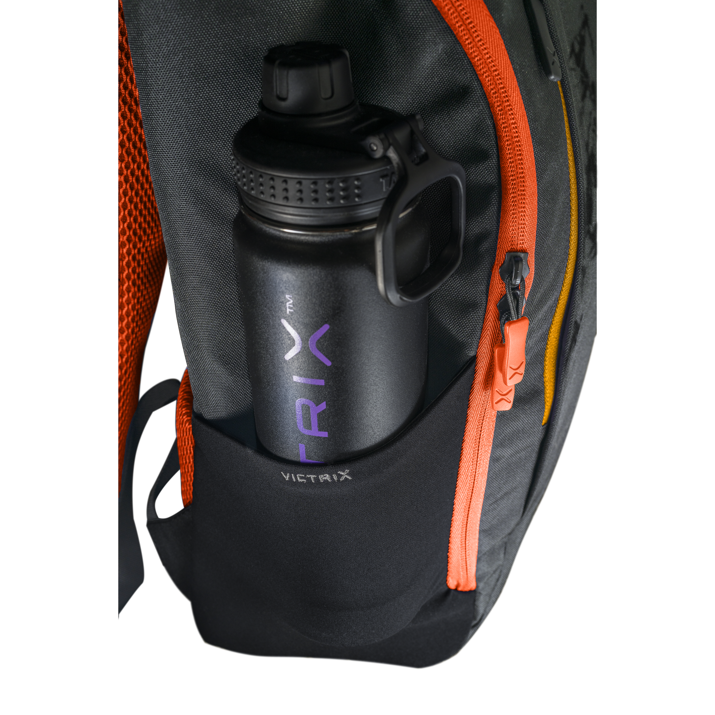 07-VICTRIX BACKPACK STREET FIGHTER_3000x3000.png