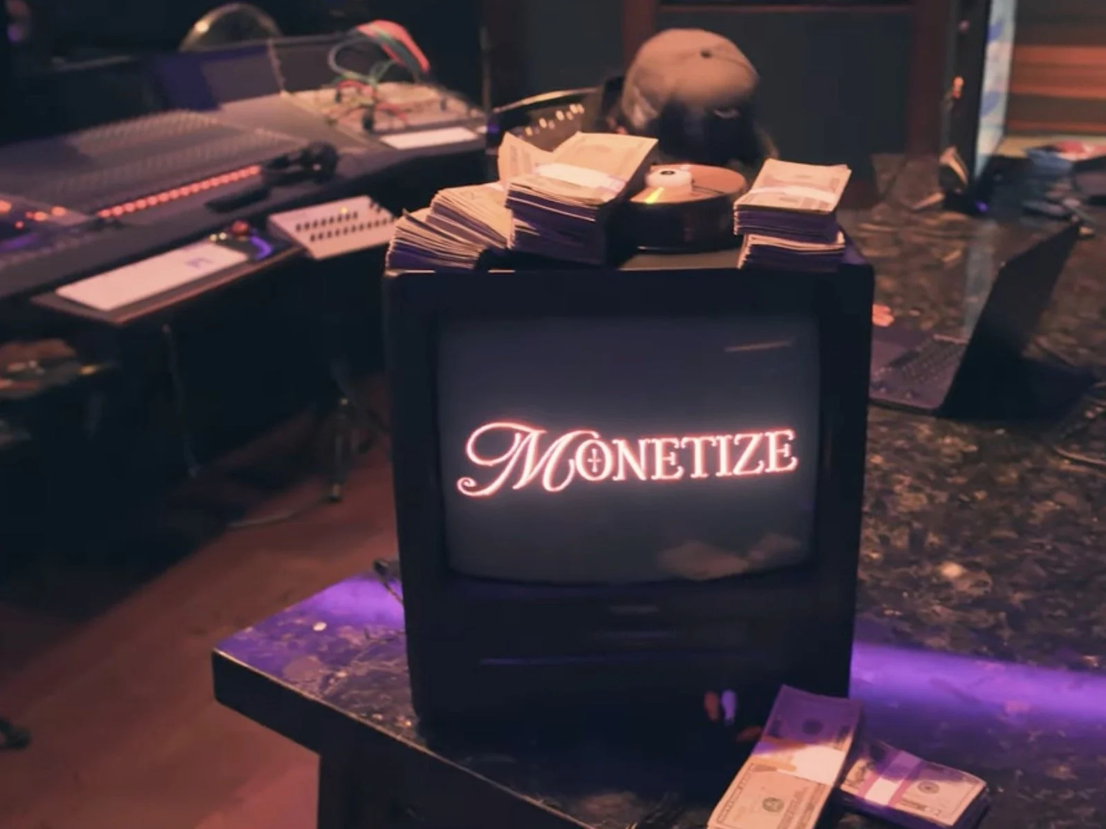 Lelo: It’s an entire studio flex on display for the ‘Monetize’ music video