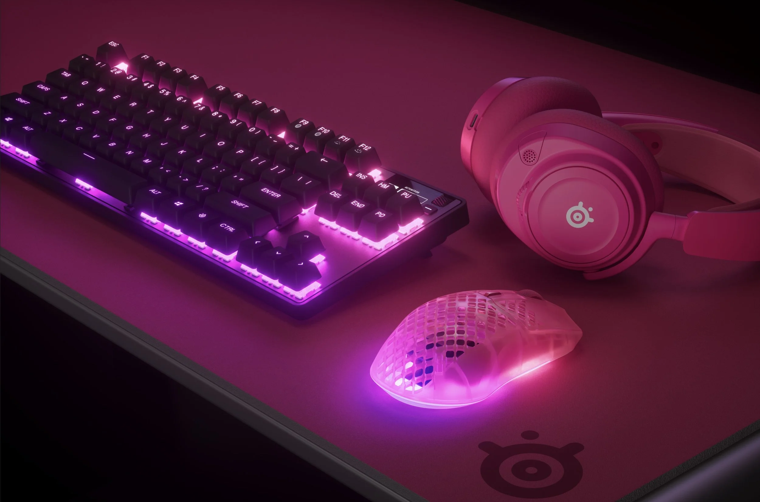 You know when I do takeovers - I really don’t hold back. So seeing the amazing Aerox 3 Wireless Gen 2 officially here this week - why not do an entire PHOTOS section takeover? Let’s focus on the Hero Shots of this glowing masterpiece.   .jpg