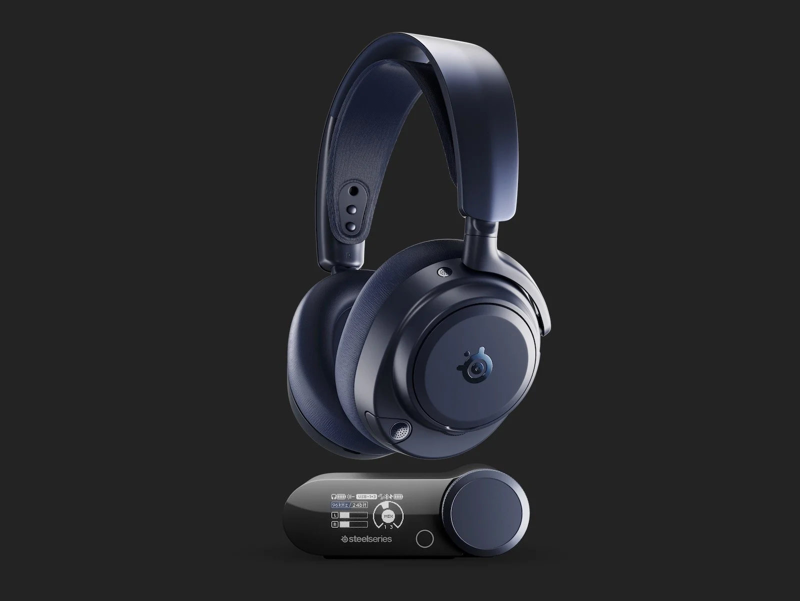 Arctis Nova Pro Omni: The sexiest Midnight Blue SteelSeries headphones are my entire Tuesday flex
