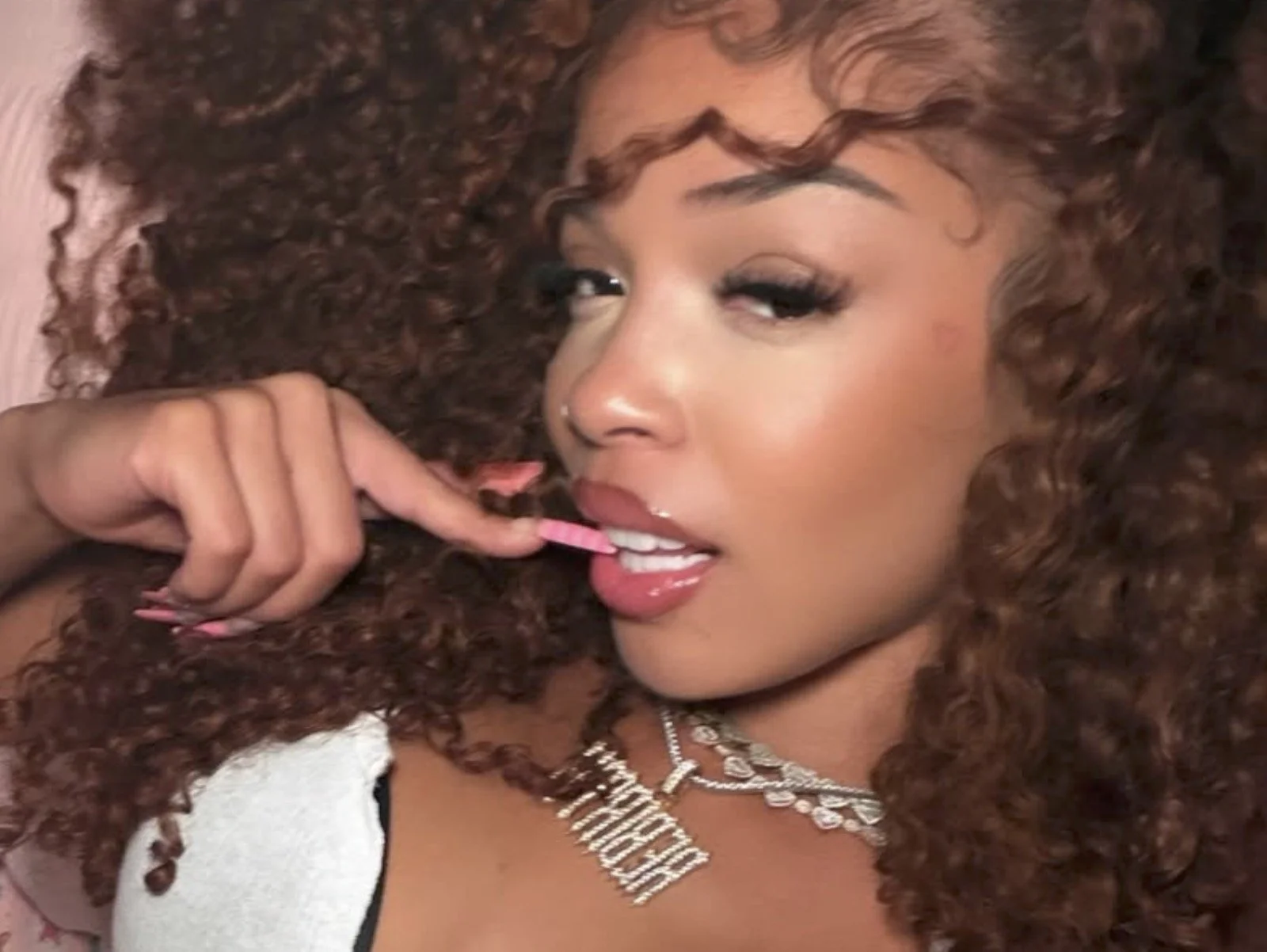 Honey Baby: It’s jaw-dropping Woman Crush Wednesday vibes on display