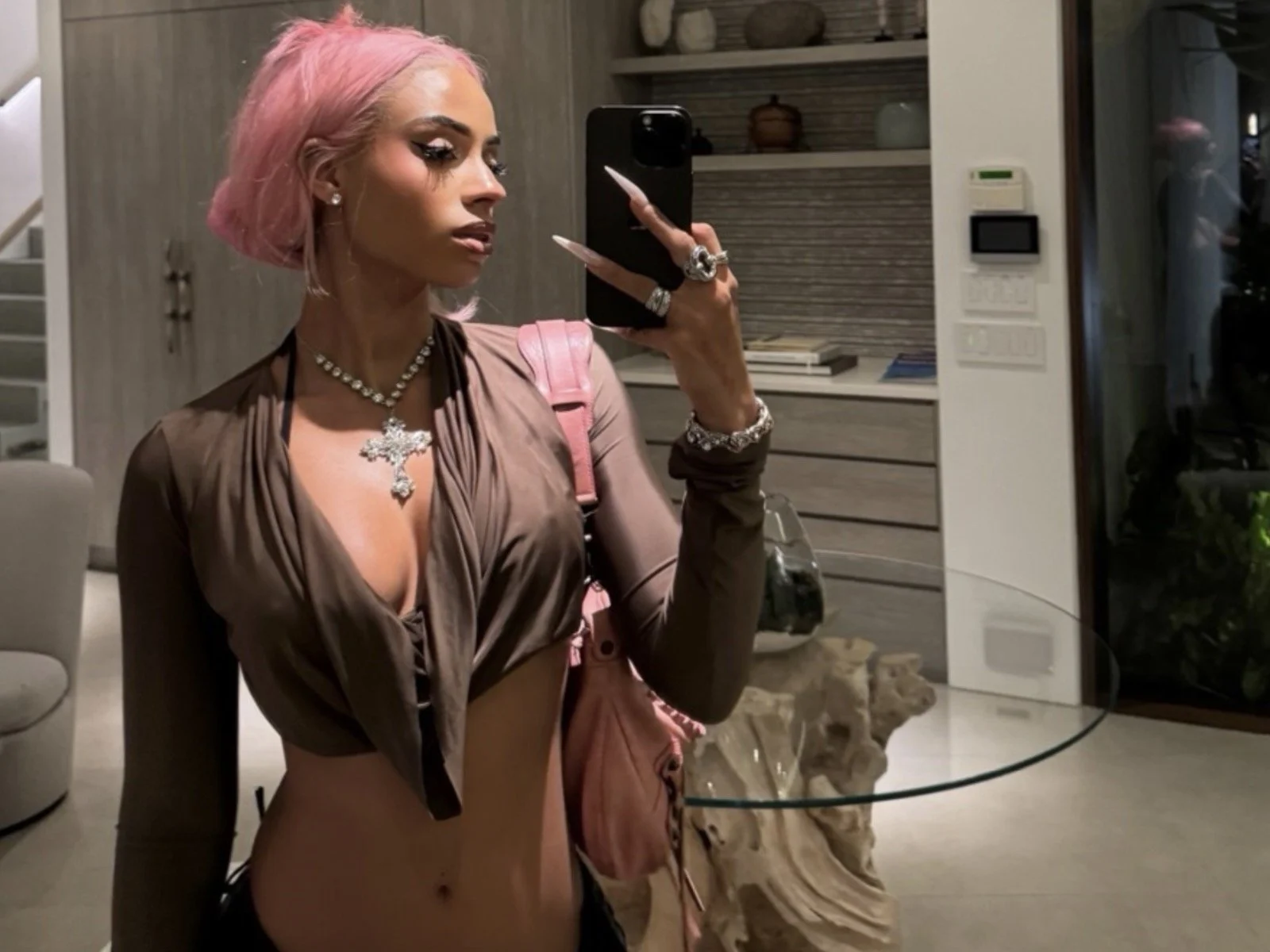 BJRNCK: It’s jaw-dropping flexing coming from the music baddie