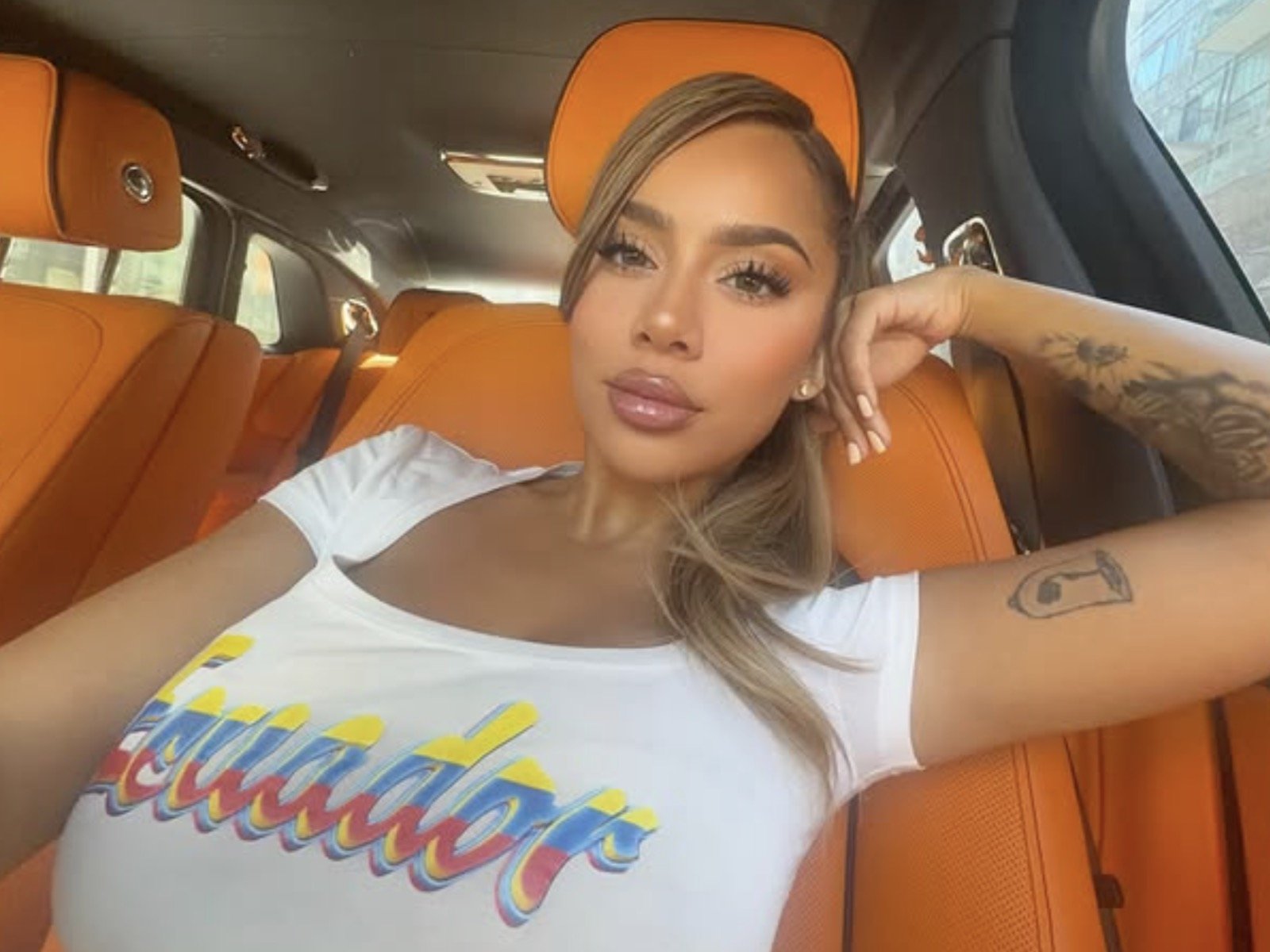 Chromazz: The stunning car selfies are always wallpaper-worthy