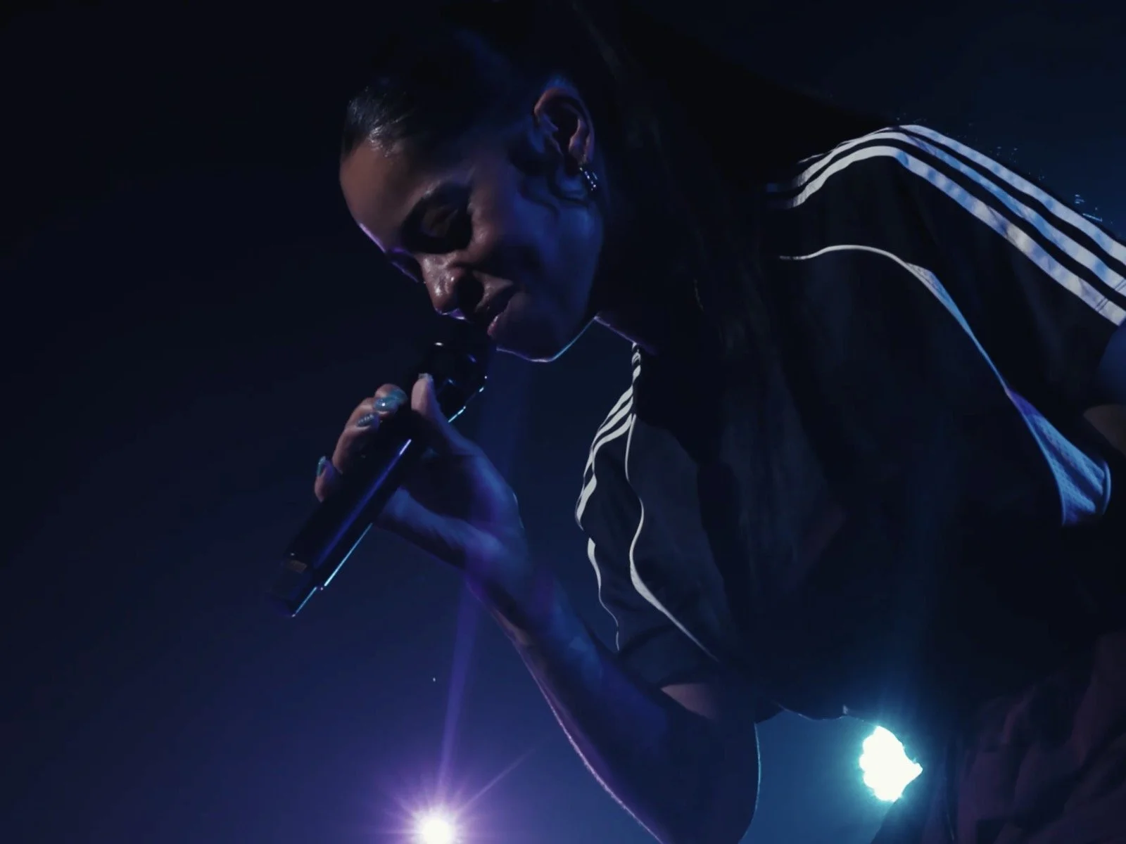 Ella Mai: The music baddie has a look from her Do You Still Love Me? Asia tour