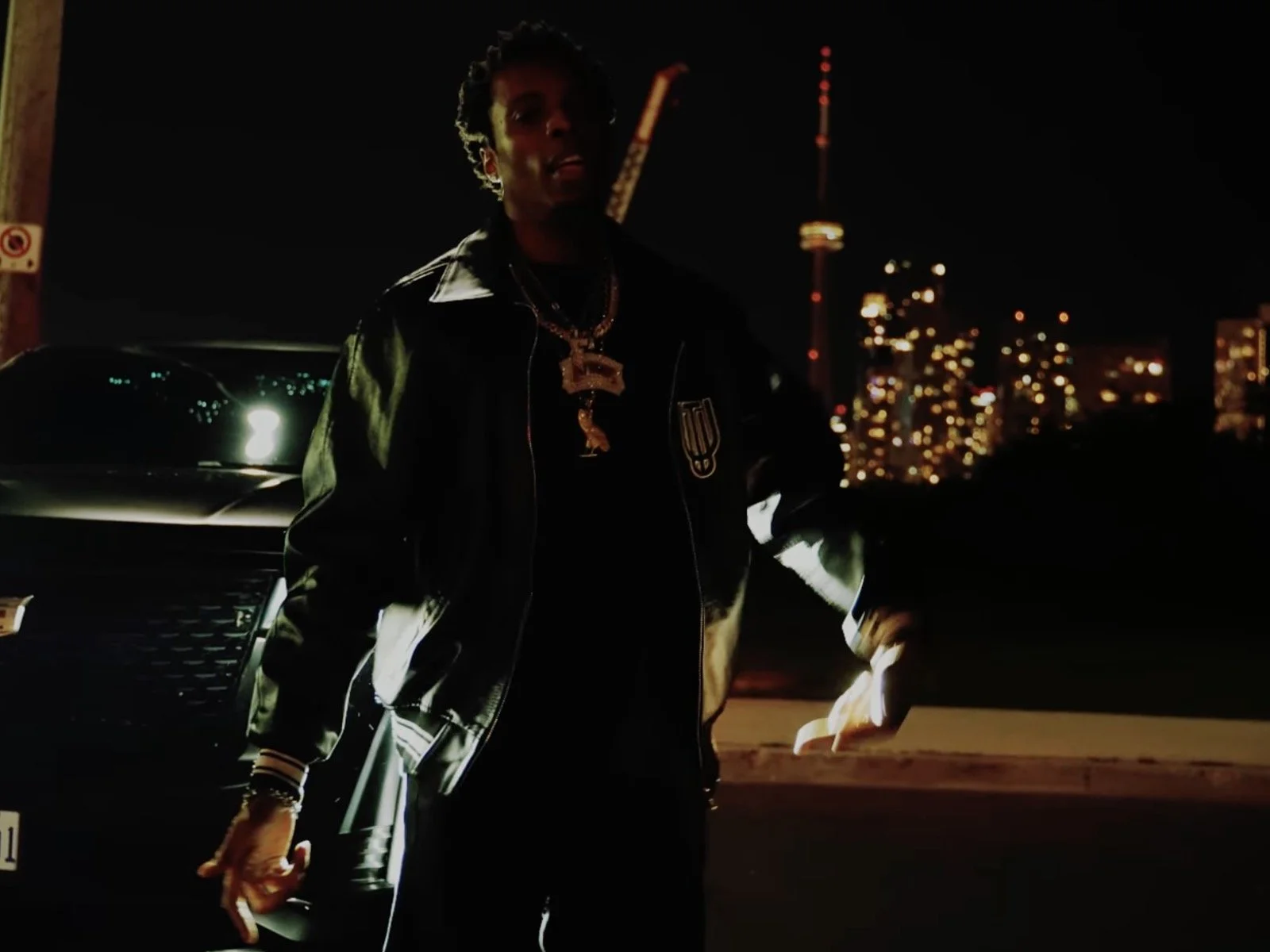 Roy Woods: It’s a signature RoyMix to Drake and Don Toliver’s SOLAR ECLIPSE with his own visual