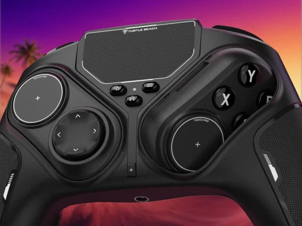 TB_Stealth_Flip_Wireless Controller_A+_Premium_HotSpots_02.jpg