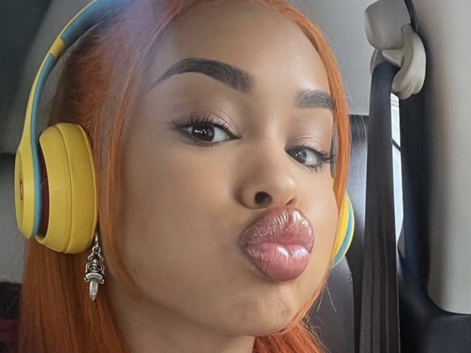 DreamDoll: The outdoor vacation goals are fully activated