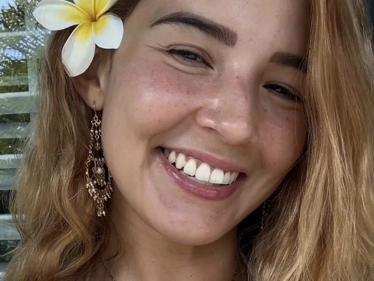 Agatha Vega It’s a picture perfect smile from the glowing