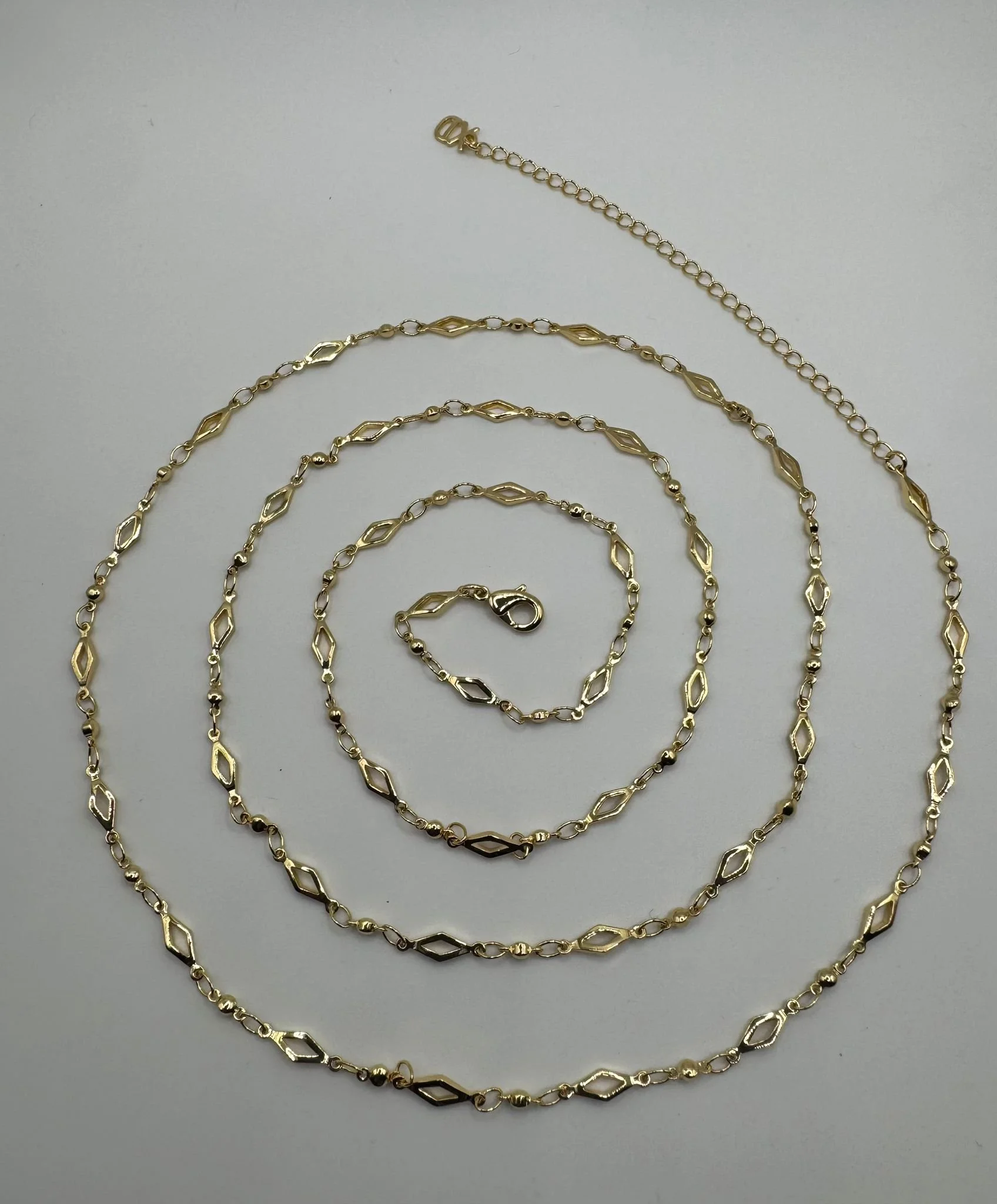 The Diamond Cut Waist Chain.jpg
