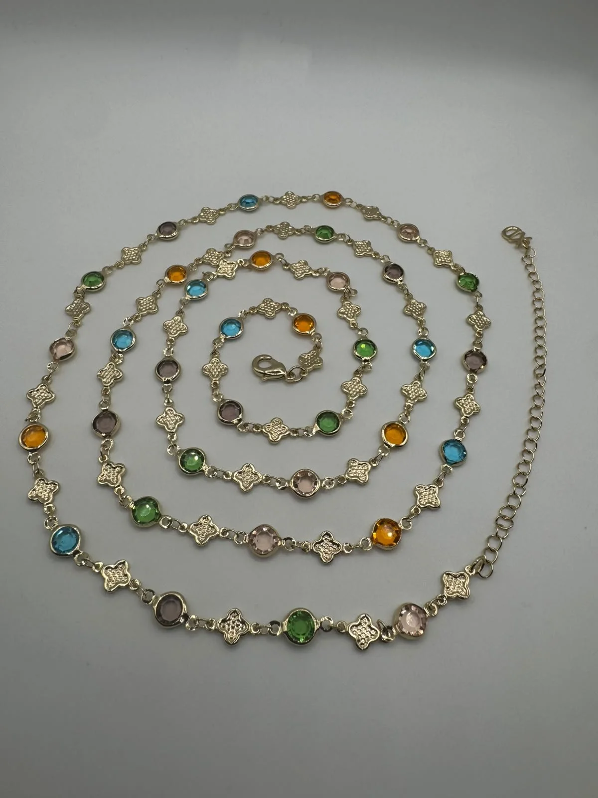 Vibrant Clover Waist Chain