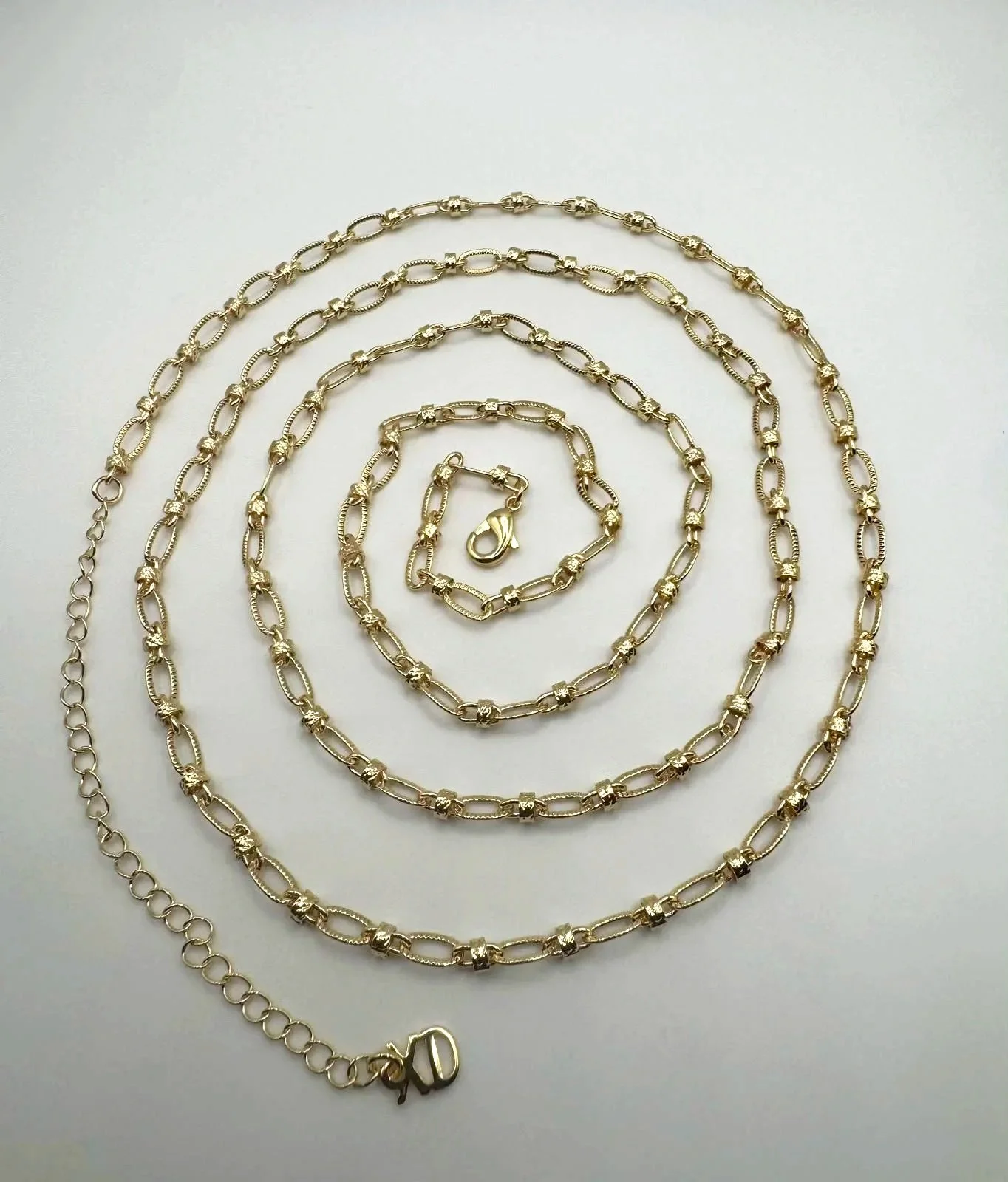 Classic+Luxe+Waist+Chain.jpg