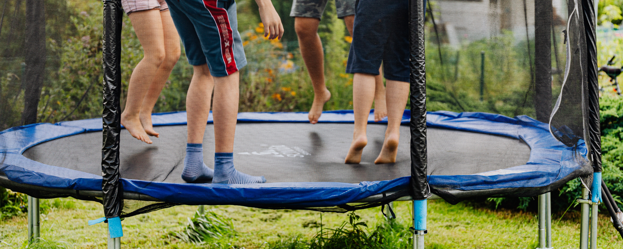 Trampolini elastici e salterelli per bambini — Uno Due Dieci