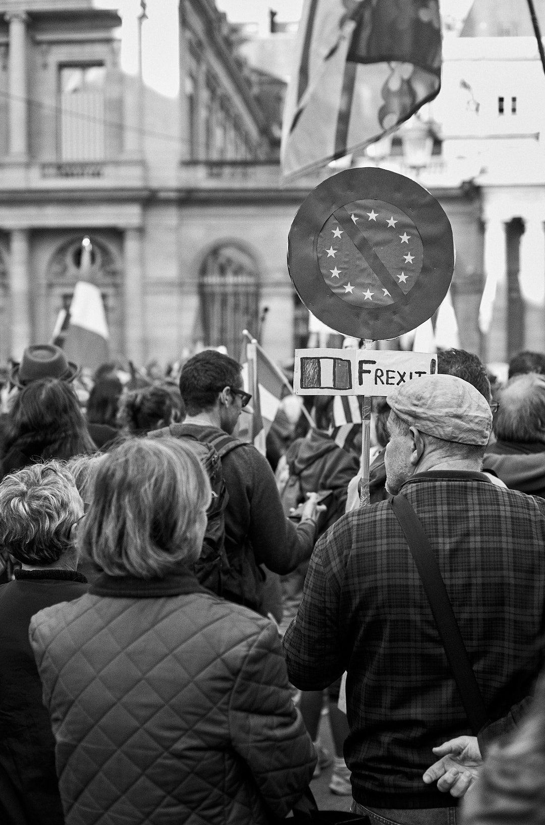 Frexit demonstration in Paris L1007935.jpg