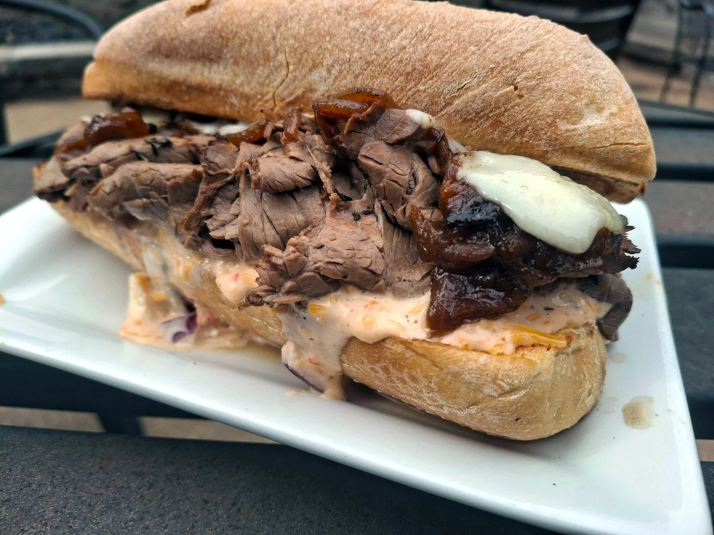 Don't miss the Eat Crow WEEKLY SPECIAL &bull;🥩 The Pub Roast Beef 🥪: Toasted hoagie with a layer of pimento cheese, hand-sliced roast beef, swiss cheese, and caramelized onions - $19, comes with a choice of side. Available through March 8th