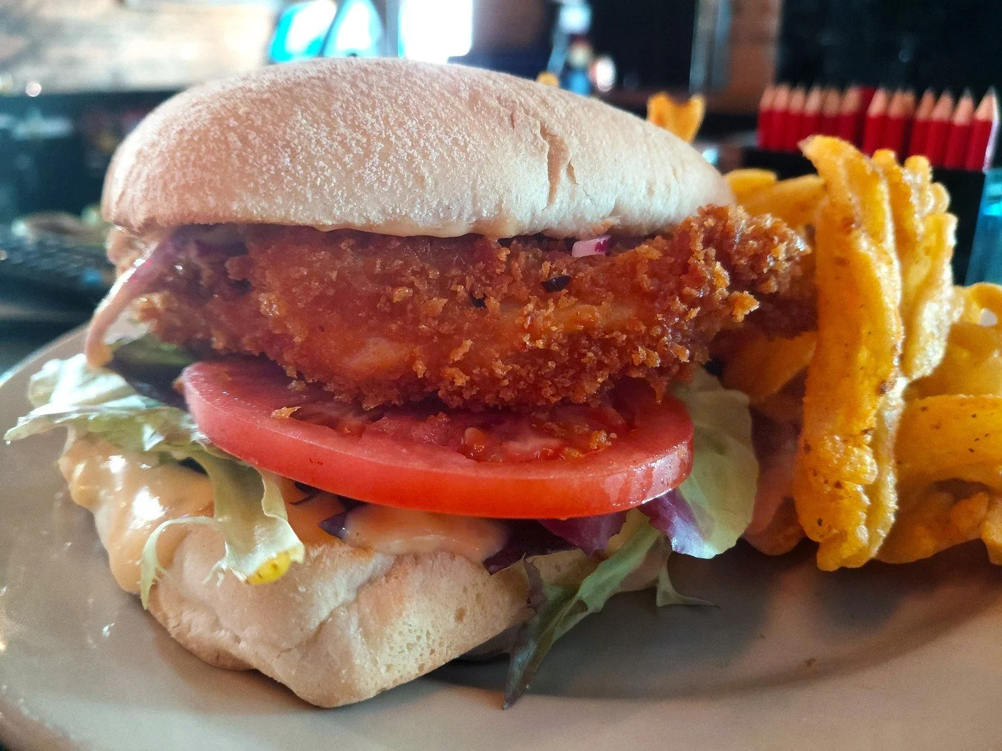 **EAT CROW WEEKLY SPECIAL!**

🐓 Bang-Bang Chicken Sandwich 🔥 - Panko-fried chicken breast on chibada with a spicy bang bang sauce, lettuce, tomato, red onion. Comes with a choice of side.

This special is available August 10th through 16th

#EatCro