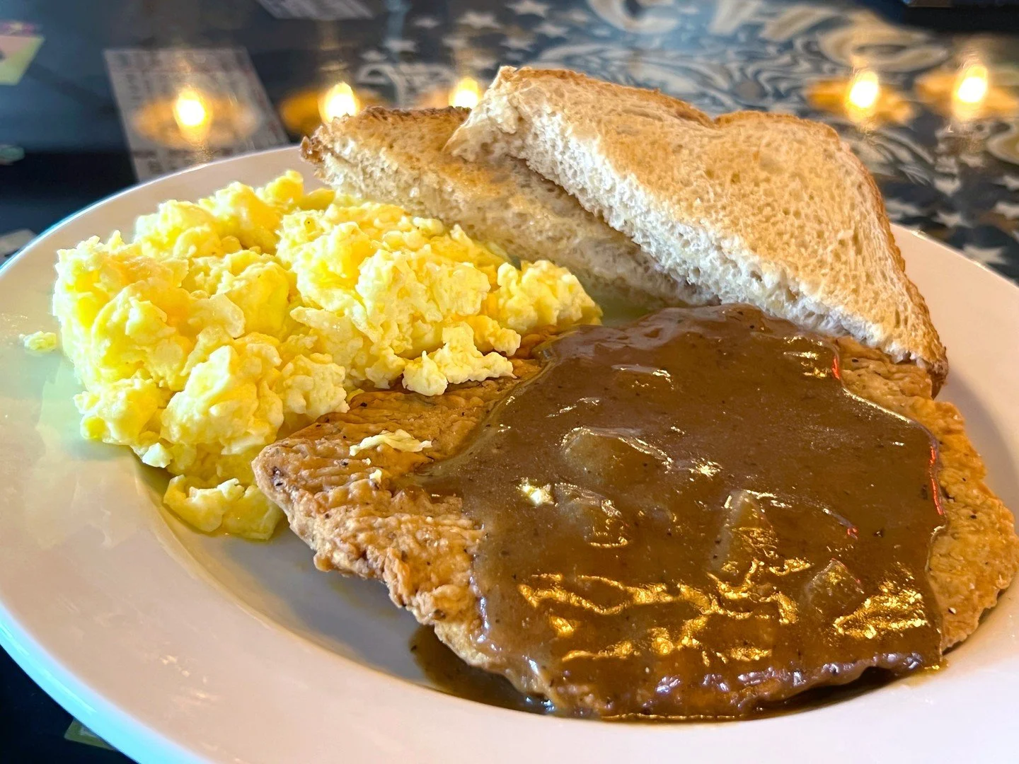 Join us in Soulard for a Saturday METAL BRUNCH from 11 AM to 2 PM! Enjoy our Chicken Fried Steak, perfectly fried and smothered in peppercorn gravy, served with toast and two eggs cooked any way you like!

#EatCrow #SaturdayMetalBrunch #MetalBrunch #