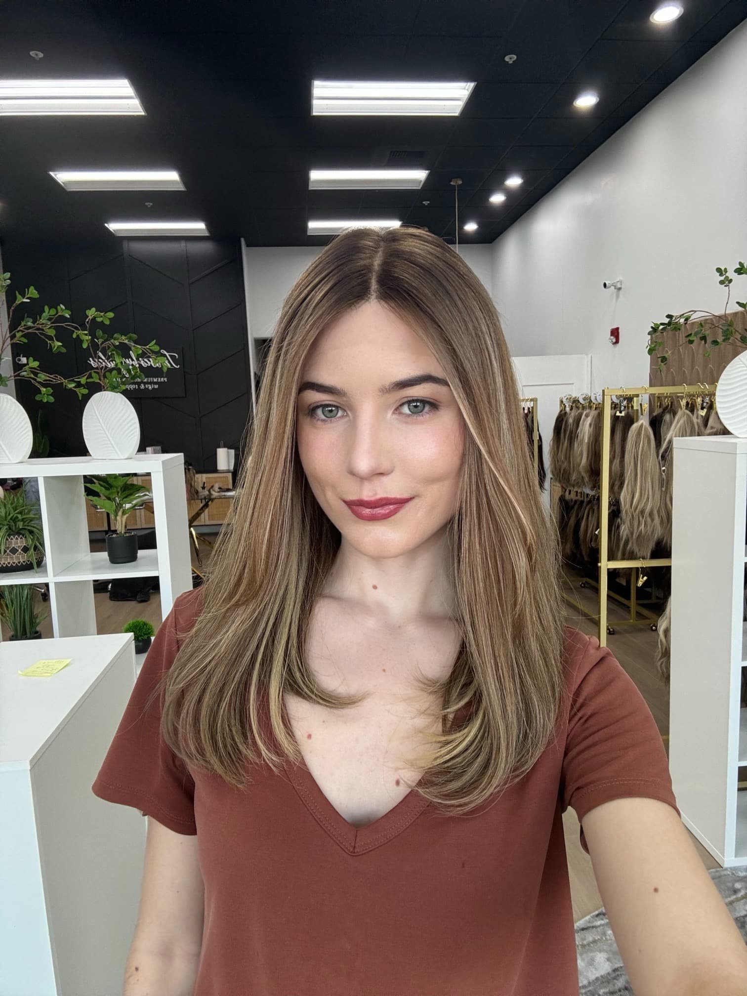_Deep_auburn_bob_wig_worn_by_a_young_woman_in_Tresses_By_Juless_Studio__Folsom___.jpg