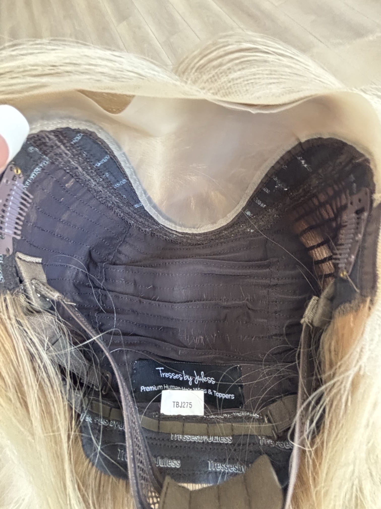 _Transform_thinning_hair_with_bespoke_lace_top_wigs_in_Roseville__created_for_elegance_and_practicality___.jpg