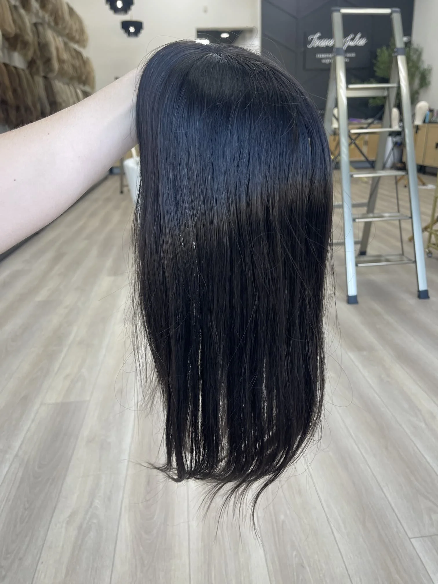 _Transform_your_style_with_premium_chemo_friendly_wigs__available_in_San_Francisco_s_elite_boutiques___.jpg