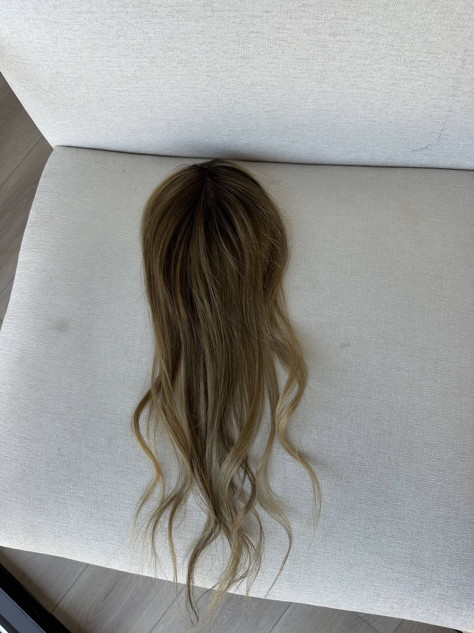 _Find_breathable_hair_toppers_perfect_for_summer__available_in_salons_from_California_to_New_York___.jpg